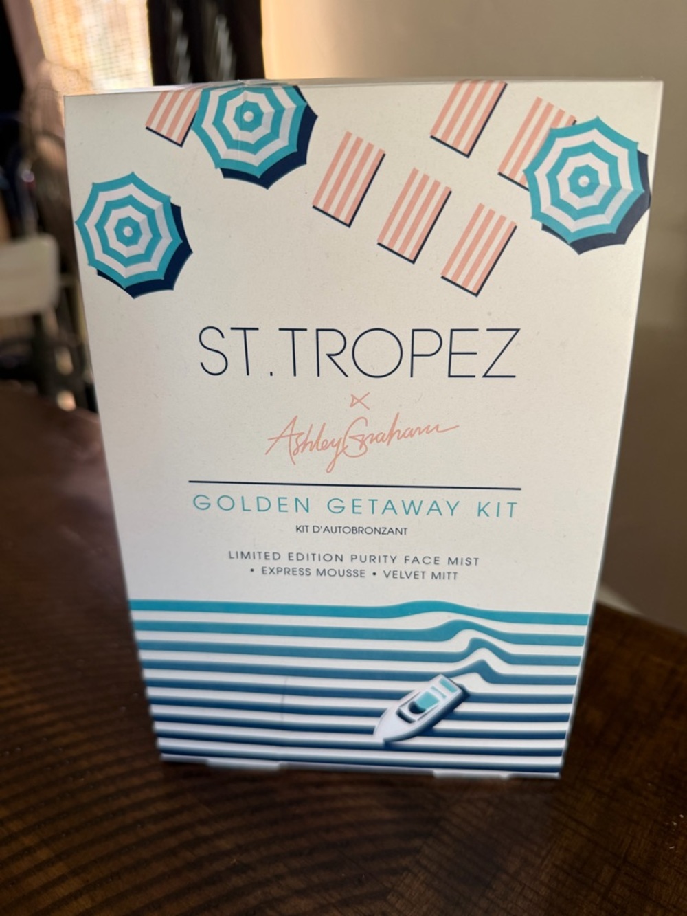 St. Tropez Golden Getaway Kit - Teal, Pink, Navy